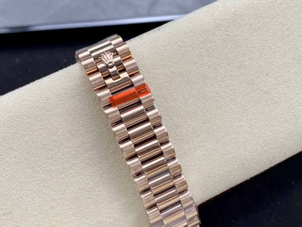 激安ロレックス着用イメージ